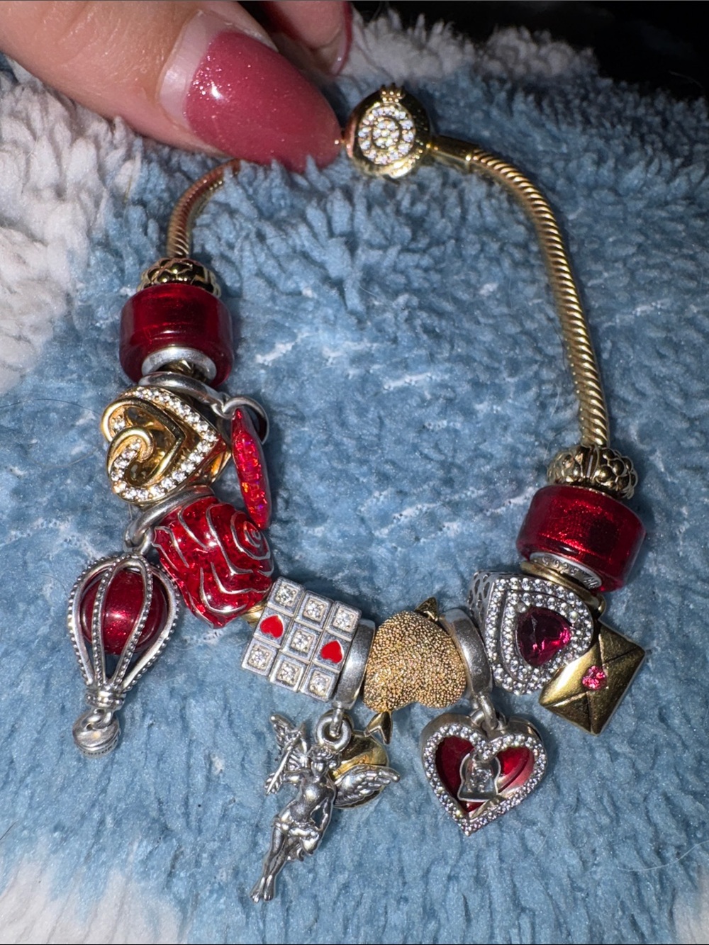 Pandora 14k Gold-Plated Valentine Charm Bracelet with Red and Gold Hearts